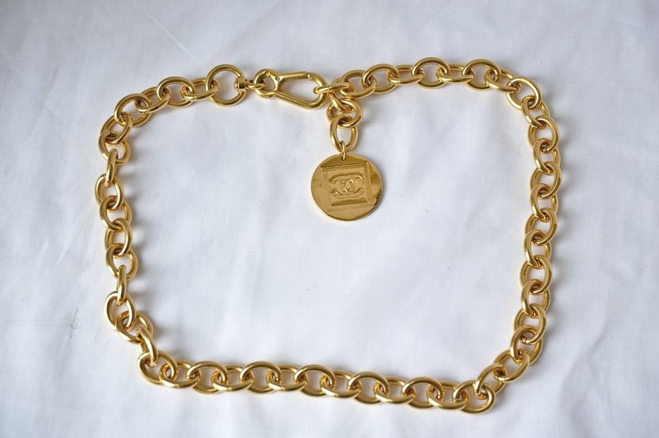   Gold Chunky Medallion Biker Chain Link Statement Belt/Necklace S/M/L