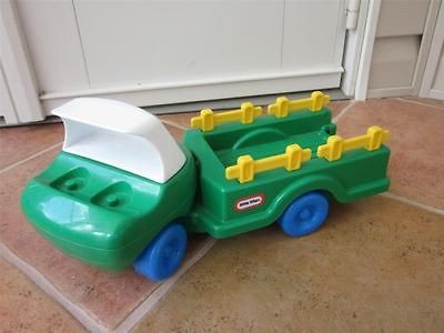 VINTAGE Little Tikes GREEN TRUCK TRACTOR USA TOY