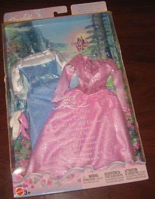 MIP/ New 2003 Mattel Barbie Swan Lake Set of 2 Dresses and Shoes
