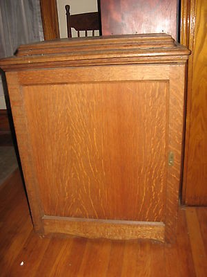   singer sewing machine oak built in covered cabinet #66 black book