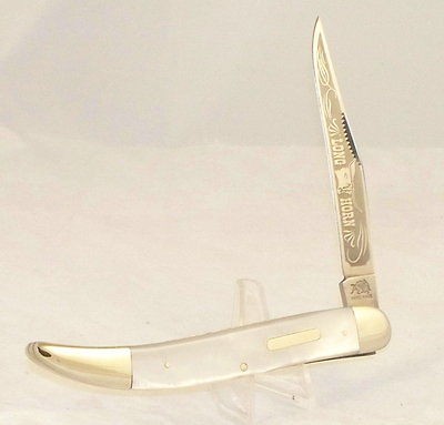 BULLDOG MOTHE OF PEARL TEXAS TOOTHPICK LONG HORN BLADE ETCH 1 OF 36 