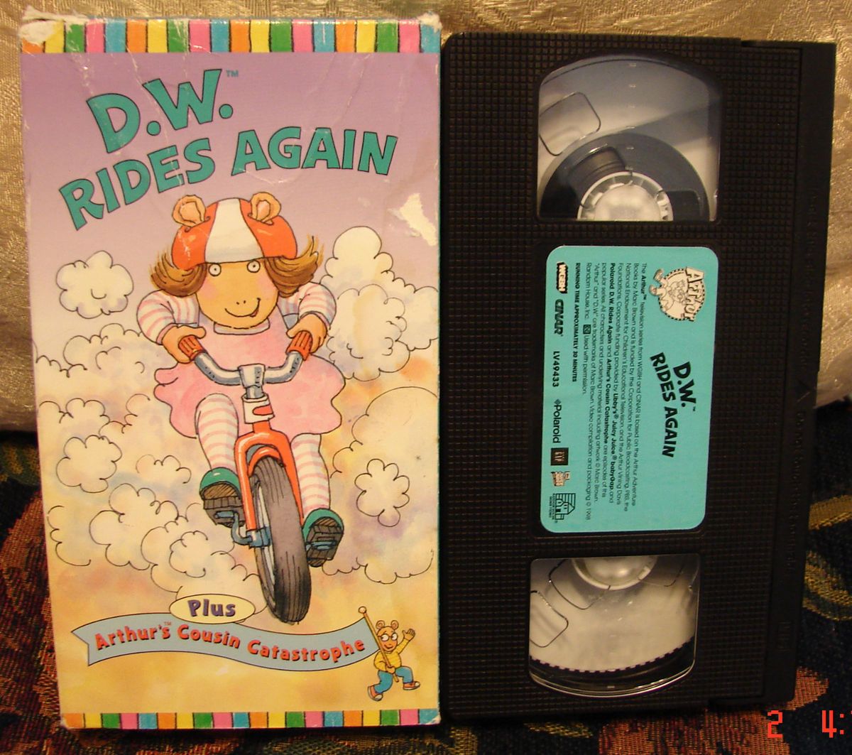 Rides Again Arthurs Cousin Catastrophe VHS Video Free US 1st.