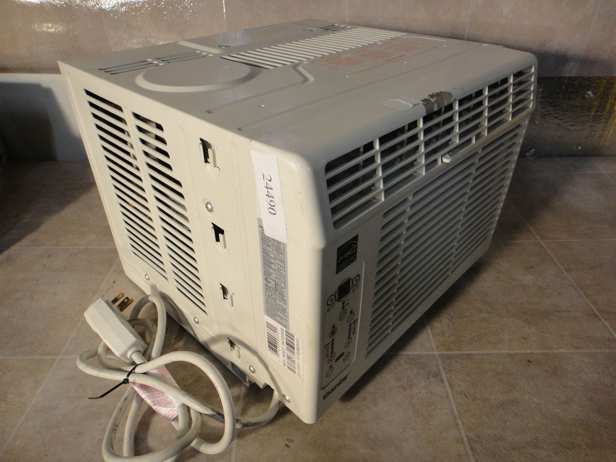 Danby Air Conditioner DAC5200BD 5200 BTU Window A C Unit