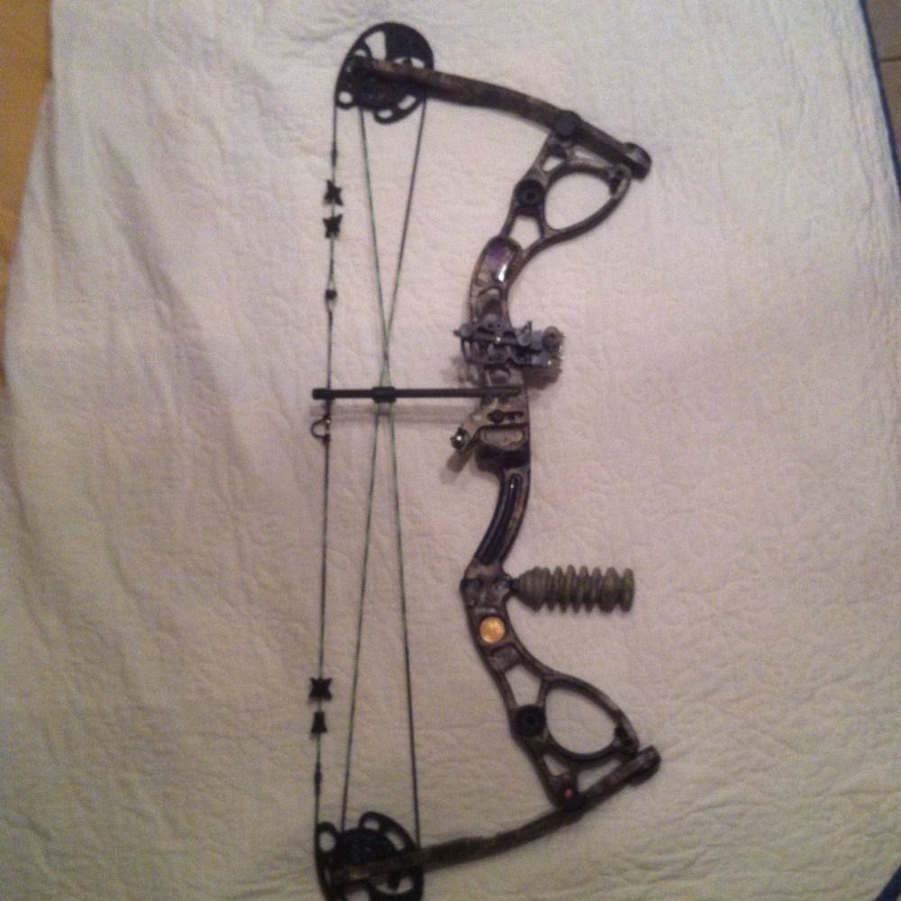 2011 Martin Silencer Compound Bow 70 60THANNIVERSARY