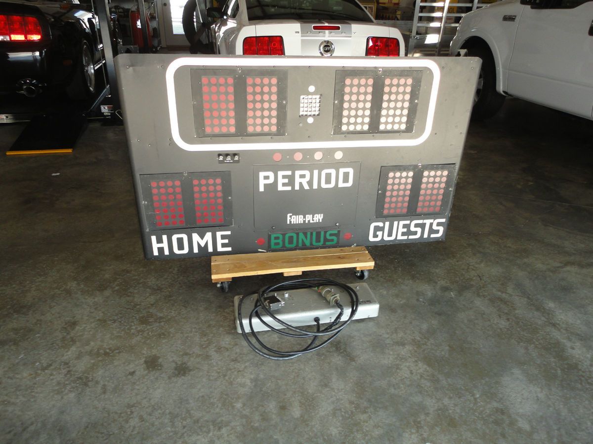  Vintage Fair Play Basketball Scoreboard