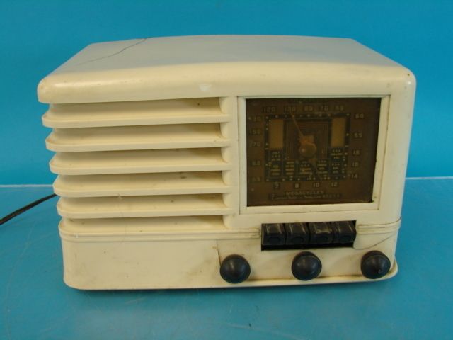 Emerson CO269 Antique Tube Radio White Plaskon Deco Cabinet Parts