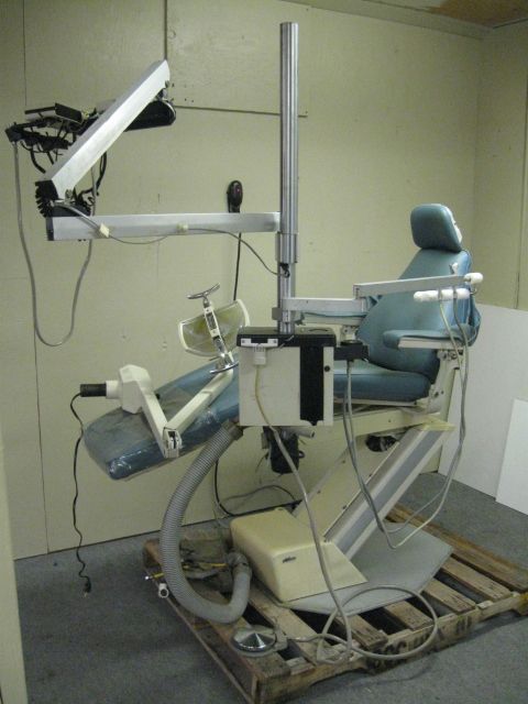 Full Op Adec Priority 1005 Dental Examination Chair