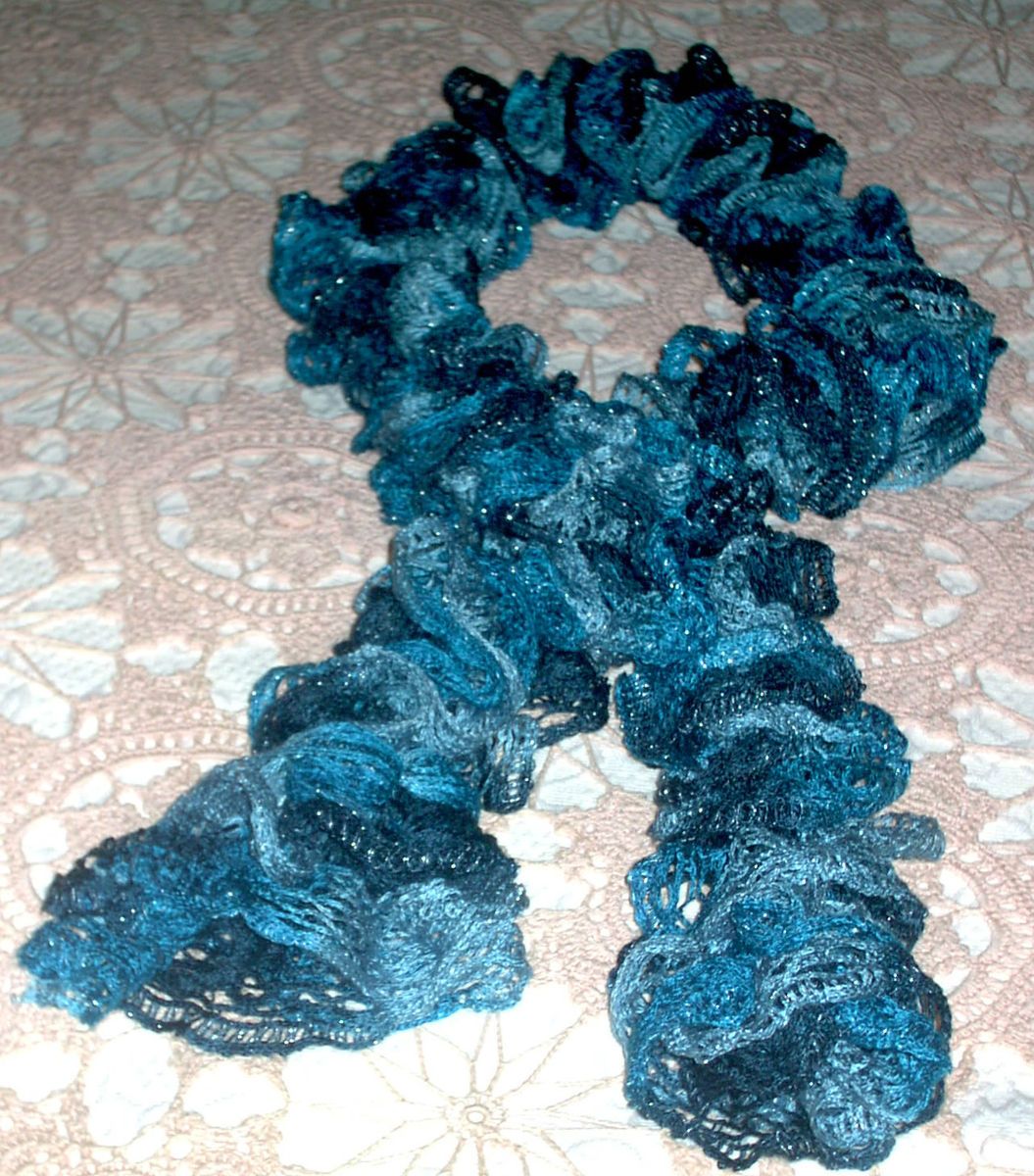 Hand Knit Boa Scarf Ruffled Red Heart Sashay (Jive) Turquoise Navy