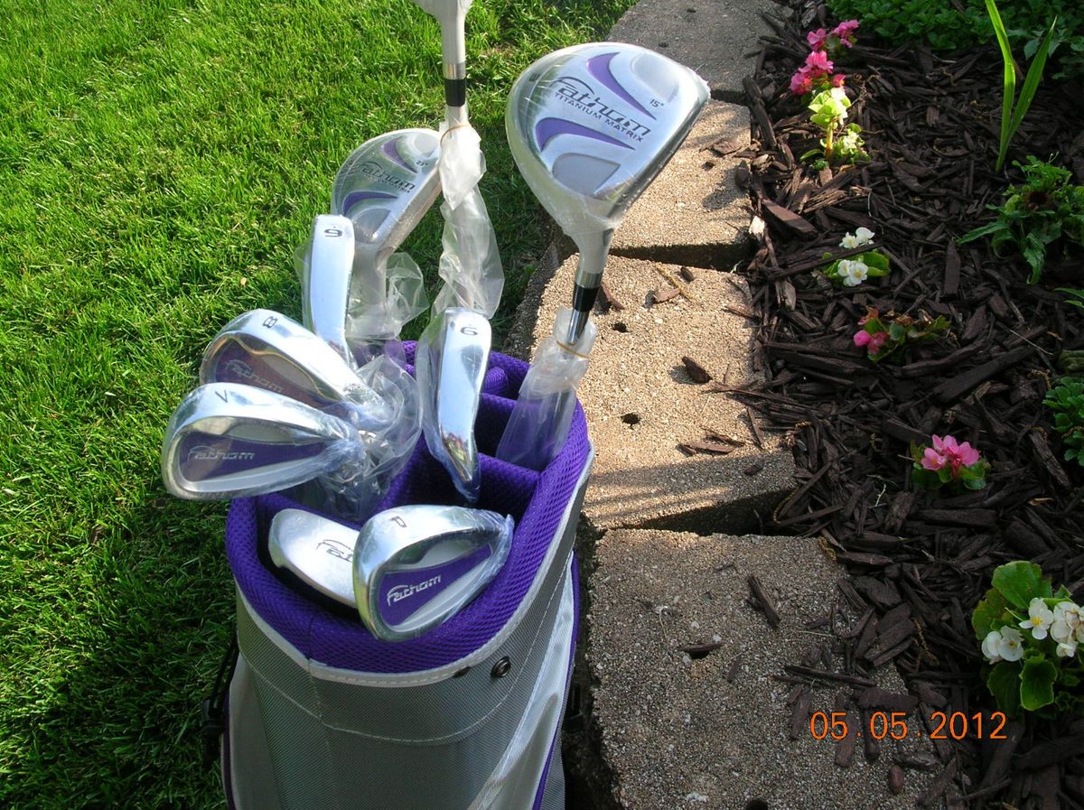 Ladies Complete Golf Club Set w Bag New Drivers Irons Putter Bag
