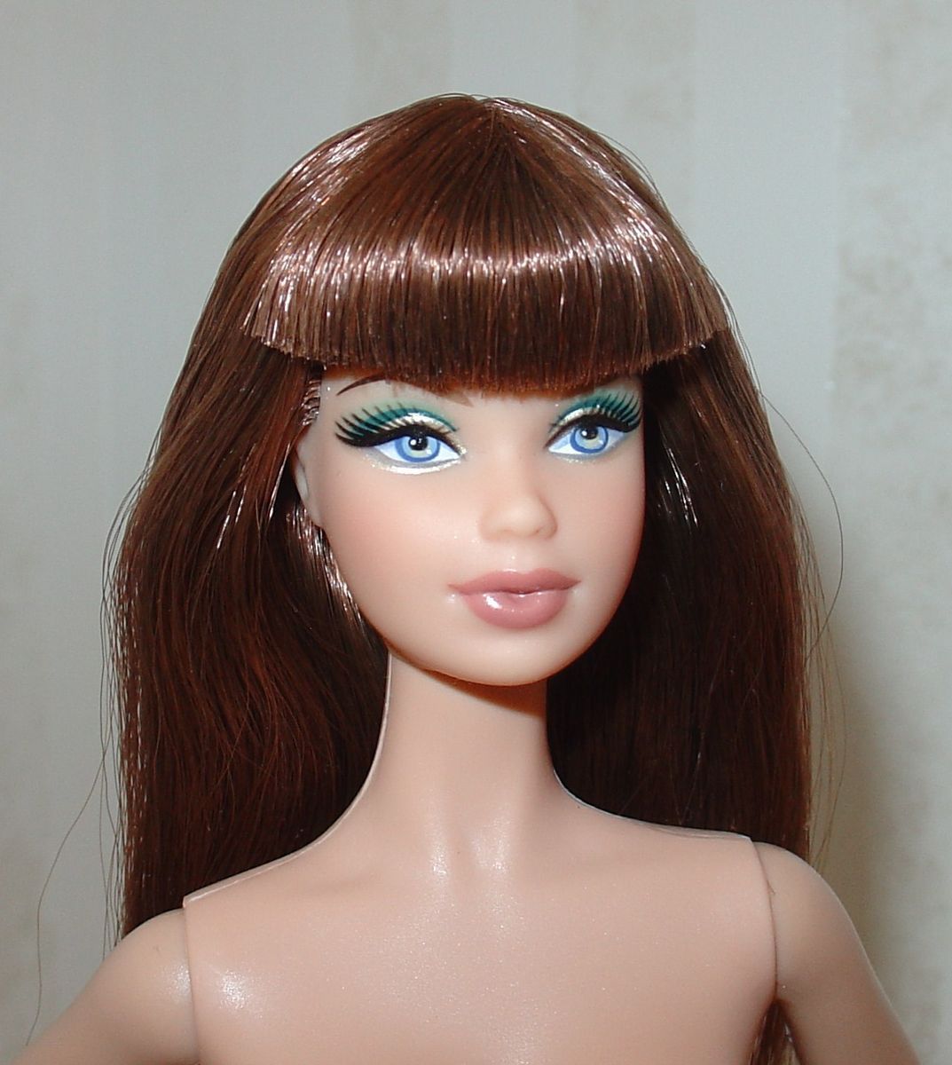  BASICS/MODEL MUSE long brunette hair, girl next door look, very sweet