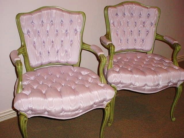 HOLLYWOOD REGENCY LAVENDER SILK LOUIS XV PAIR FRENCH BEDROOM? CHAIRS