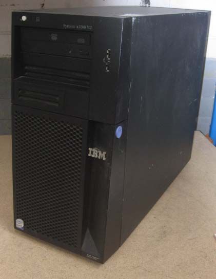 IBM System X3200 436712A C2D E4600 2 4GHz 4GB 2X500GB Hard Drive Tower