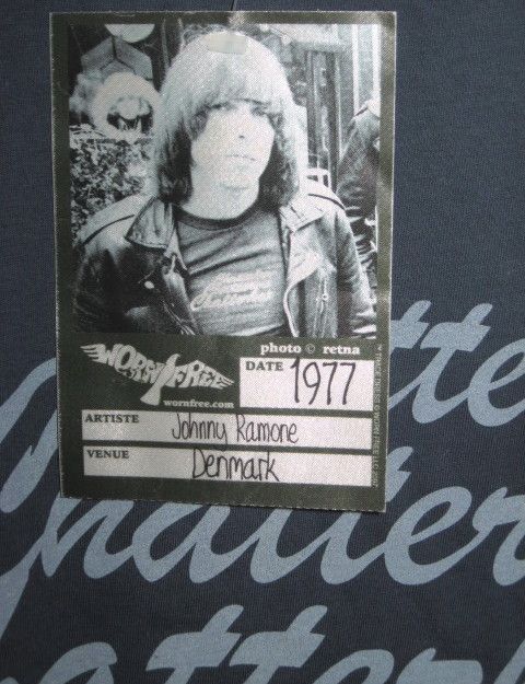 New Worn Free Johnny Ramone 1977 Replica T Shirt XL  