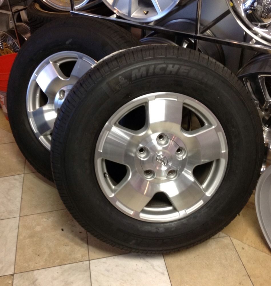 Toyota Tundra 18 Rims Wheels with New Michelin Tires